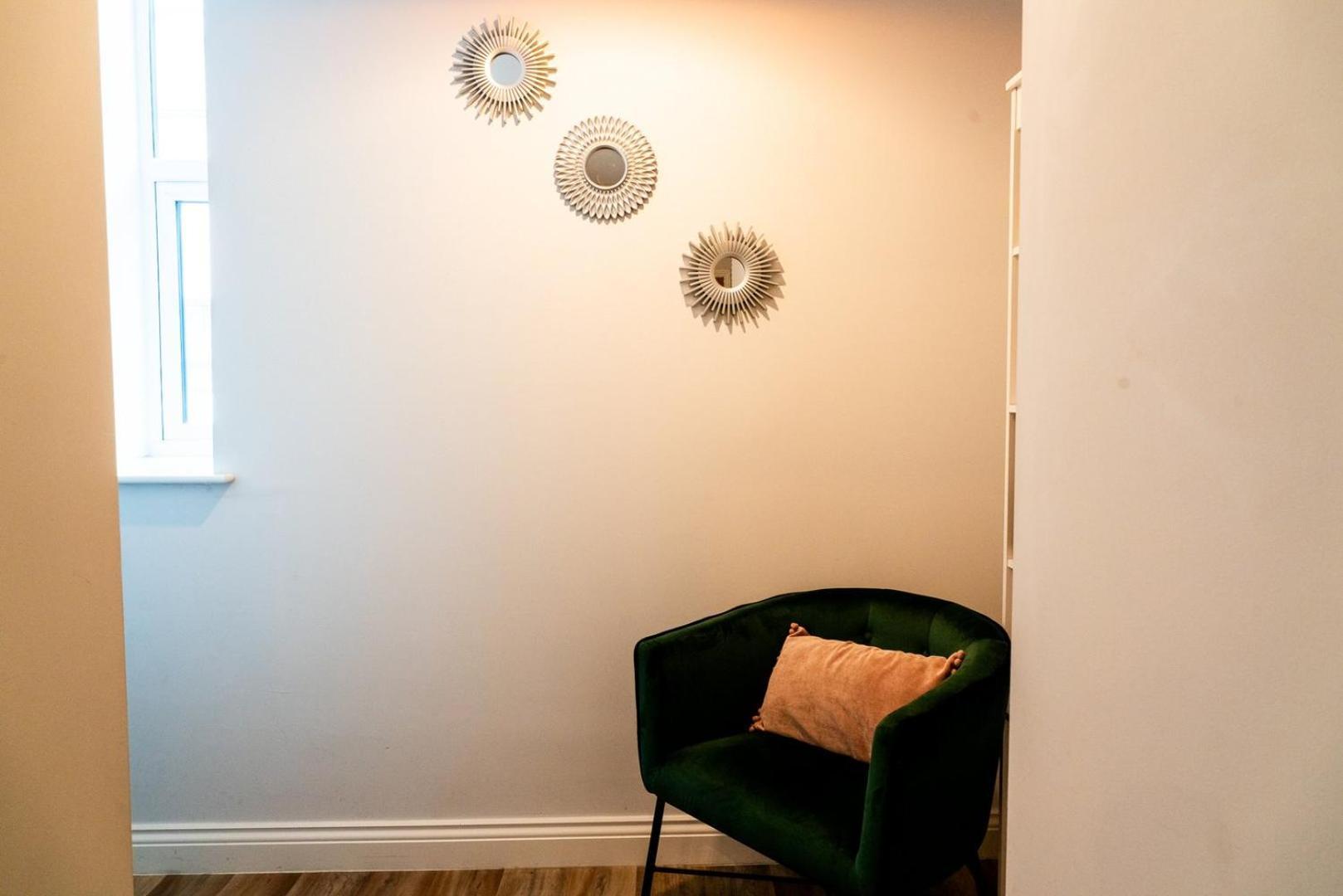 Apartment Free Parking | Smart Tv | 4 Guests *