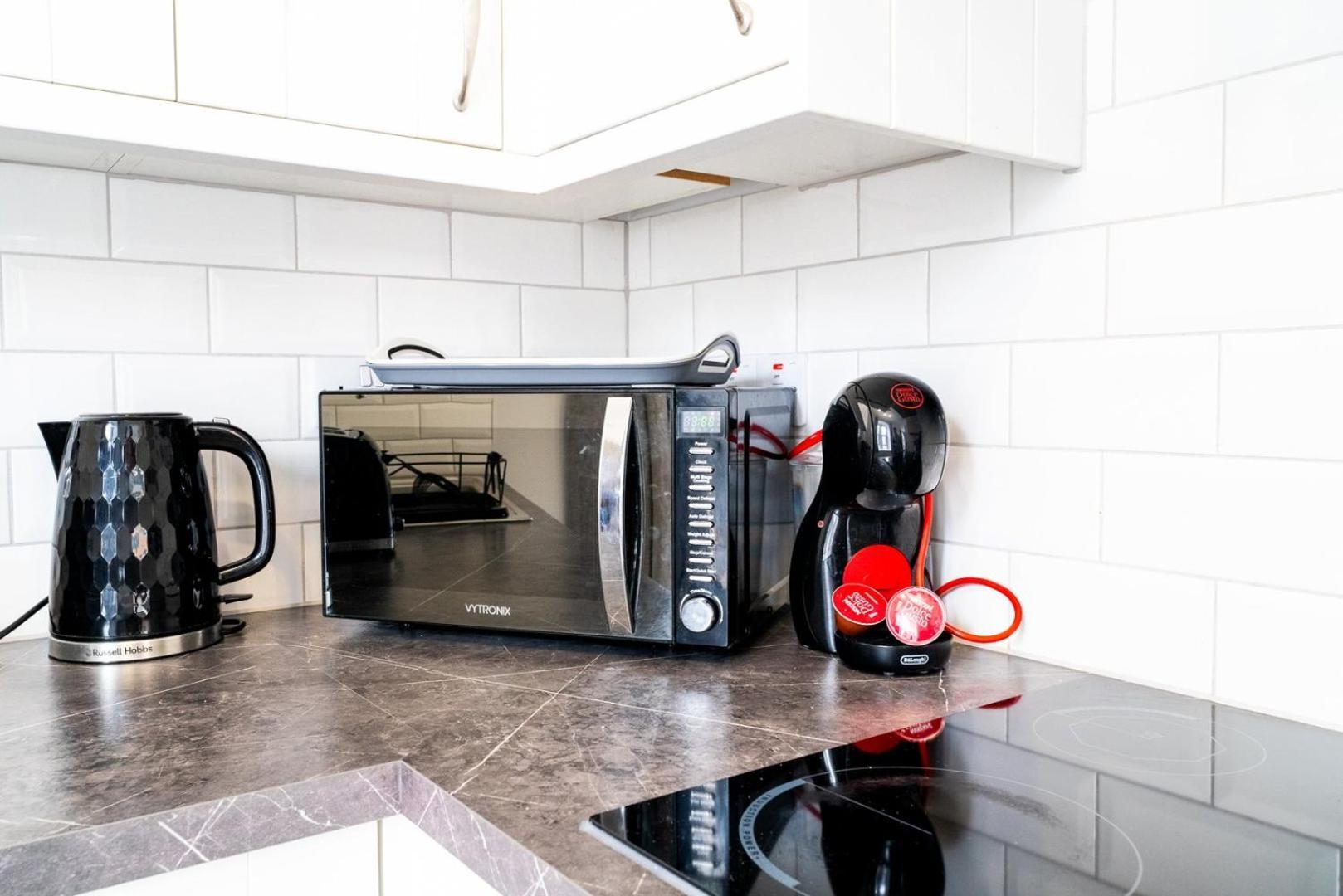 Free Parking | Smart Tv | 4 Guests Apartment