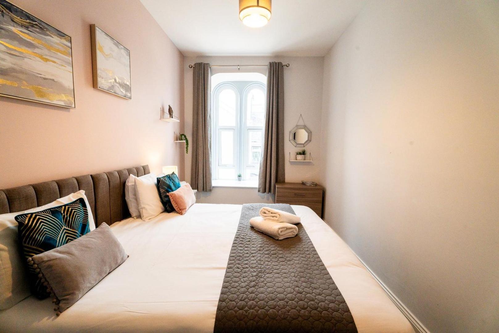 Free Parking | Smart Tv | 4 Guests * Swansea
