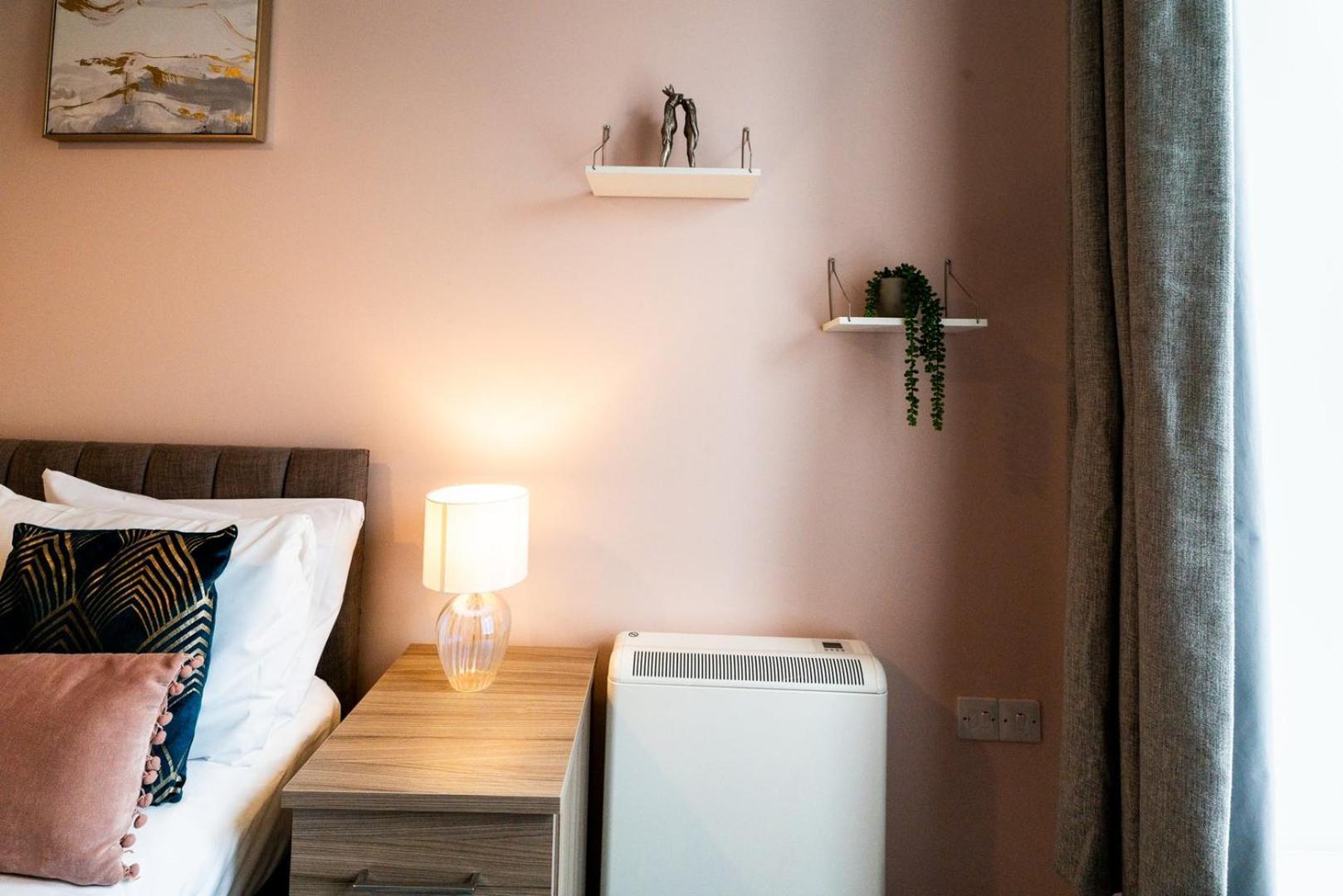 Apartment Free Parking | Smart Tv | 4 Guests