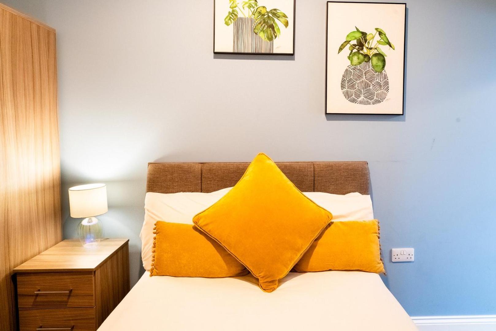 Apartment Free Parking | Smart Tv | 4 Guests Swansea